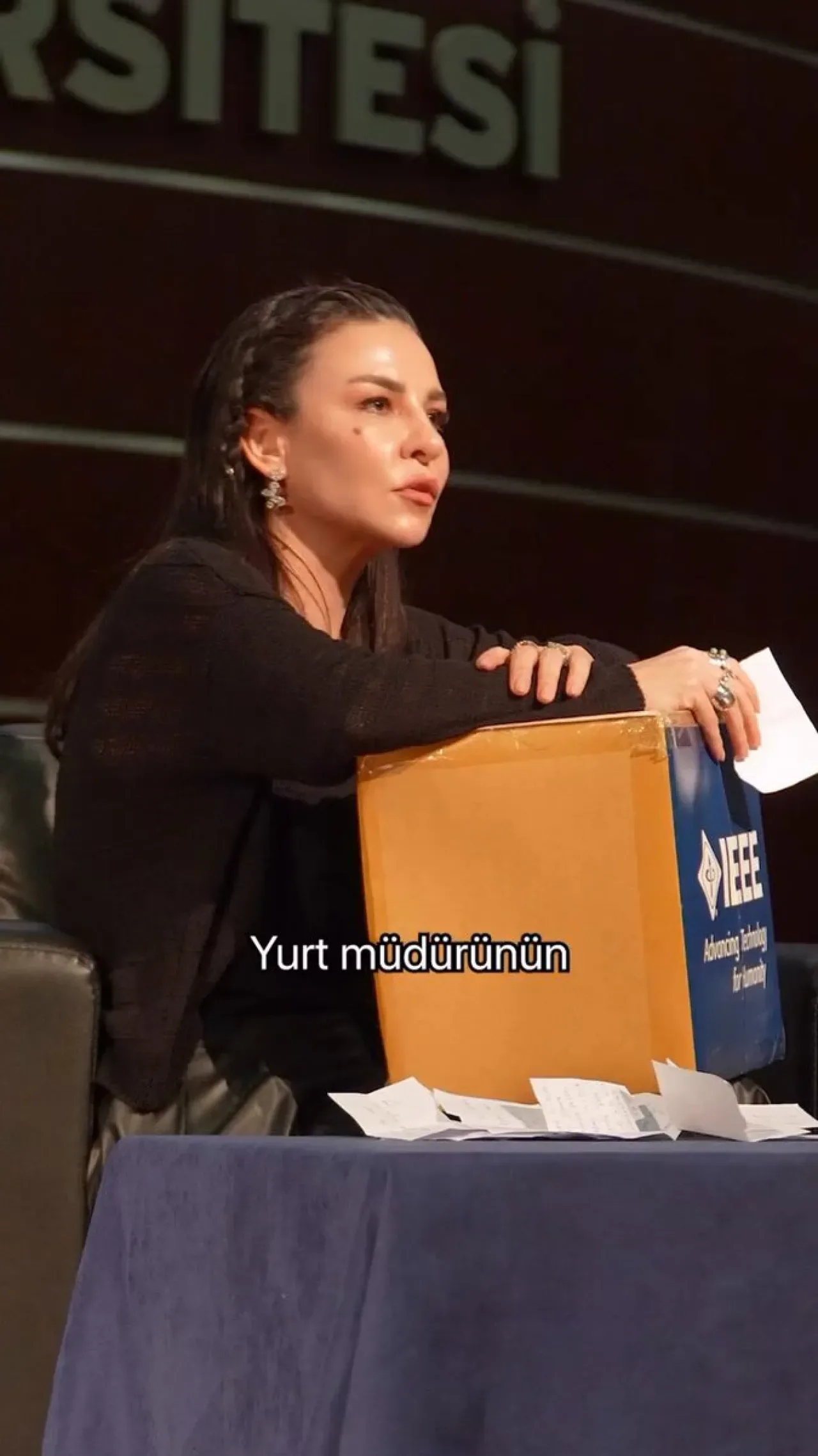 Fatma Turgut Konseri İçin Öğrencilerden Örnek Davranış: Yurt Müdüründen İzin İstediler Fatma Turgut Konseri İçin Öğrencilerden Örnek Davranış: Yurt Müdüründen İzin İstediler