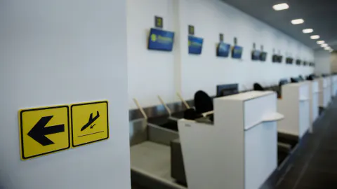 Moskova Havalimanlarında Uçuşlar Durduruldu: Şeremetyevo ve Diğerleri Kapalı