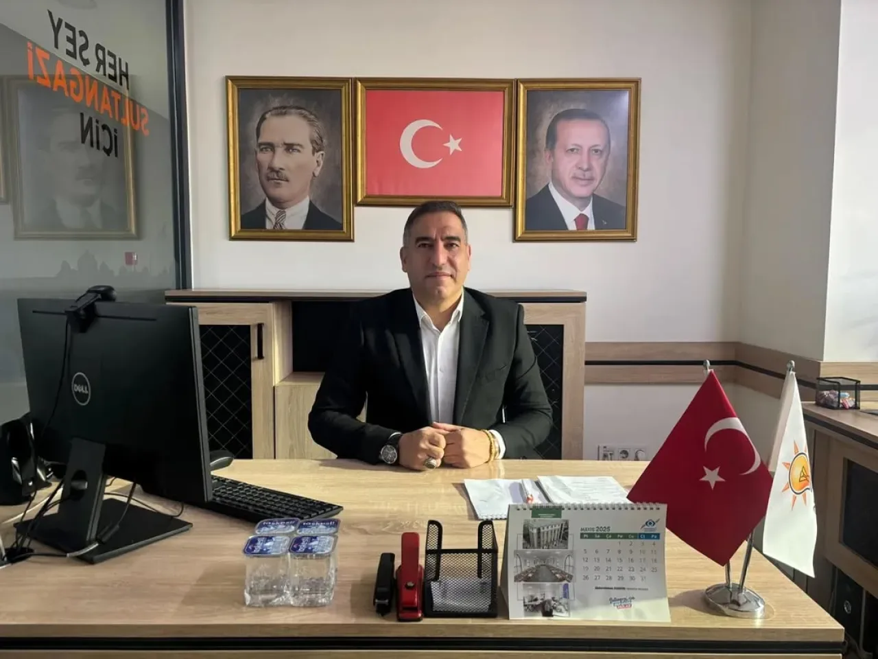 AK Parti Sultangazi'de Bugünkü Nöbetçi İsim Açıklandı AK Parti Sultangazi'de Bugünkü Nöbetçi İsim Açıklandı