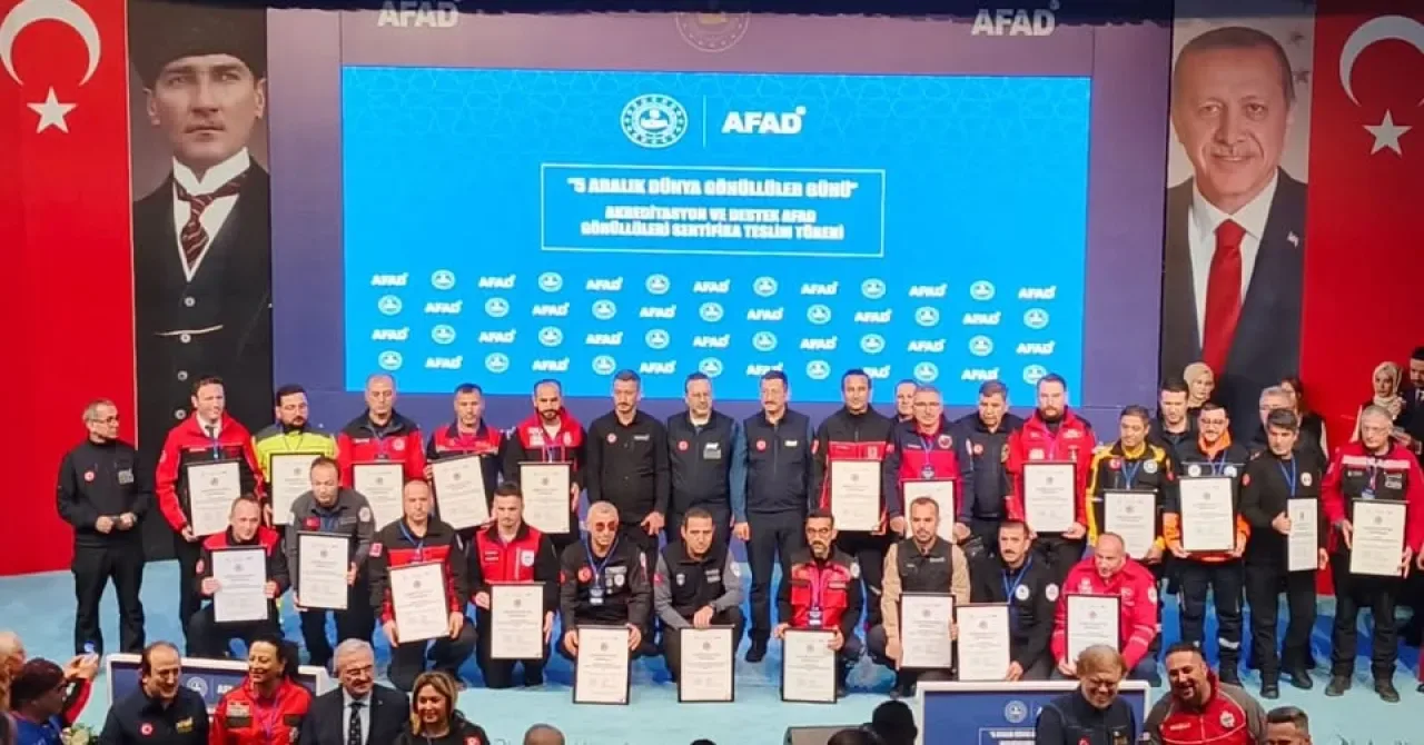 Bayrampaşa Belediyesi, AFAD Akreditasyonu ile Afet Müdahalesinde Yetkinlik Kazandı Bayrampaşa Belediyesi, AFAD Akreditasyonu ile Afet Müdahalesinde Yetkinlik Kazandı