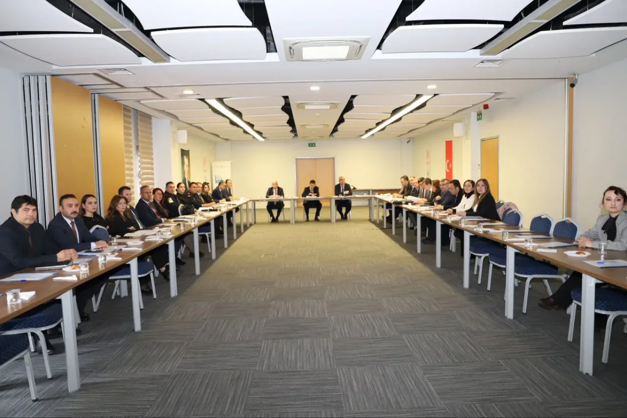 Adana'da Çocuk Koruma Kurulu Koordinasyon Toplantısı Gerçekleştirildi Adana'da Çocuk Koruma Kurulu Koordinasyon Toplantısı Gerçekleştirildi