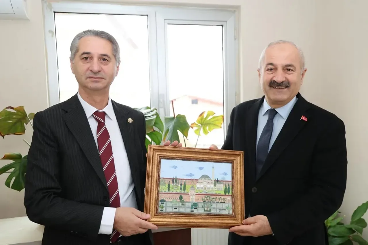 Başkan Büyükgöz, Mahalle Ziyaretlerinde Hizmetleri Yerinde İnceledi Başkan Büyükgöz, Mahalle Ziyaretlerinde Hizmetleri Yerinde İnceledi