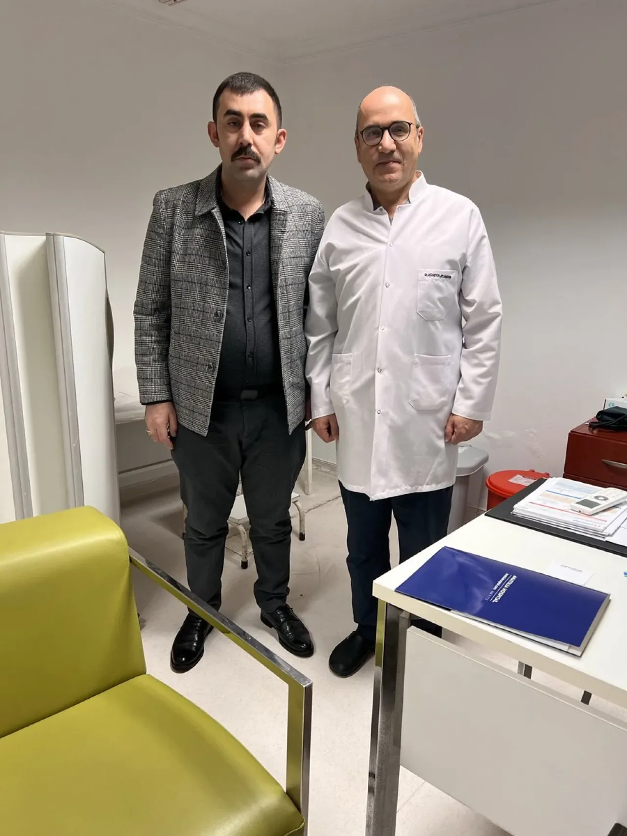 Prof. Dr. Hüseyin Ataseven, Antalya'da Meslektaşını Ağırladı Prof. Dr. Hüseyin Ataseven, Antalya'da Meslektaşını Ağırladı