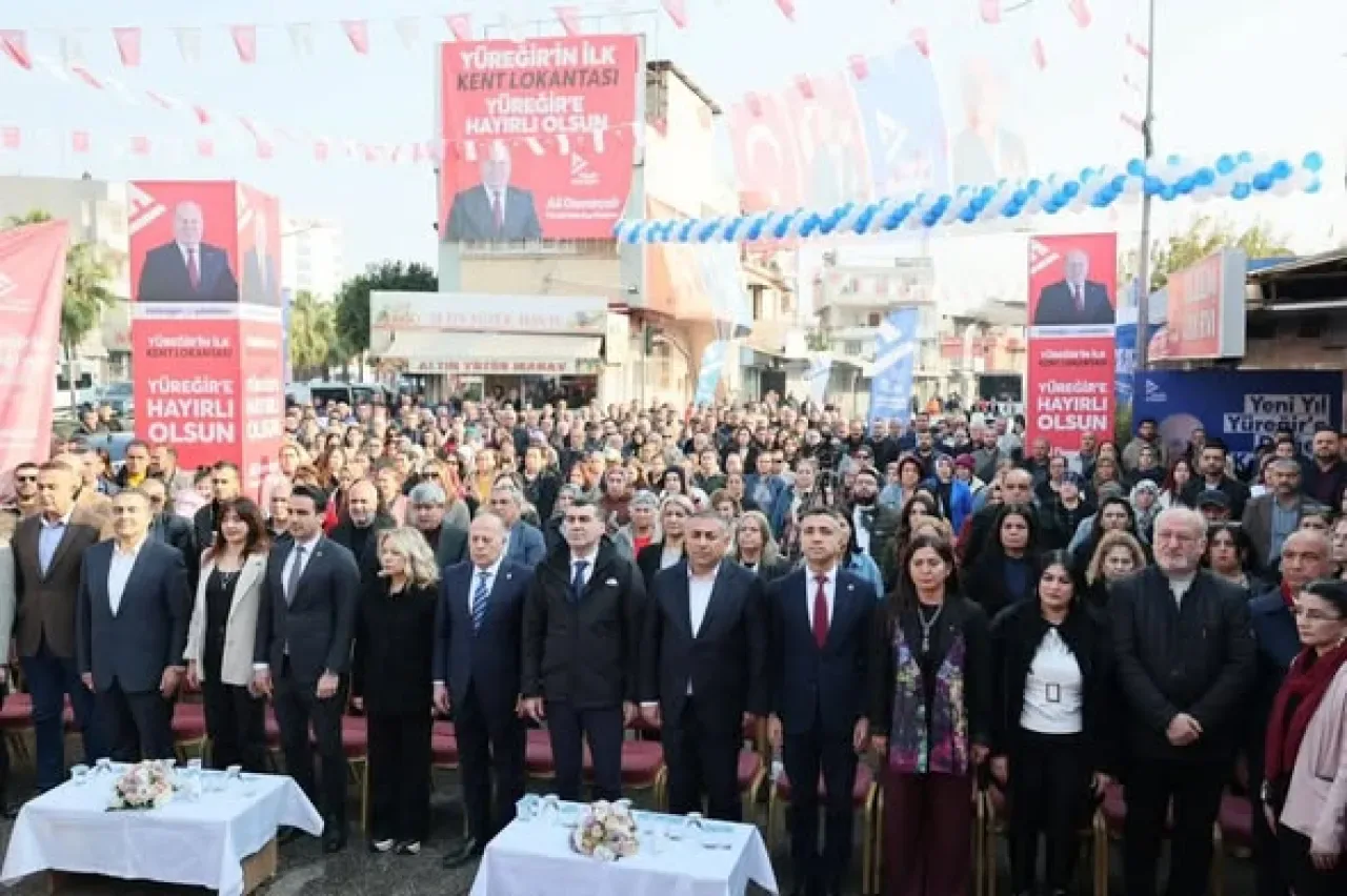 Yüreğir'de Sosyal Belediyecilik Rüzgarı: İlk Kent Lokantası Açıldı Yüreğir'de Sosyal Belediyecilik Rüzgarı: İlk Kent Lokantası Açıldı