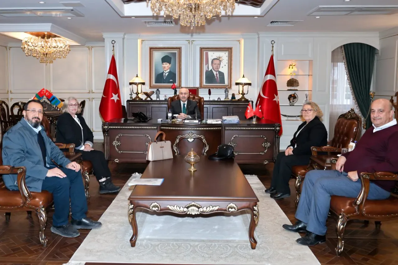Adana Valisi, Sarıçam Horasan Erenleri Cemevi Derneği Yönetimini Kabul Etti Adana Valisi, Sarıçam Horasan Erenleri Cemevi Derneği Yönetimini Kabul Etti