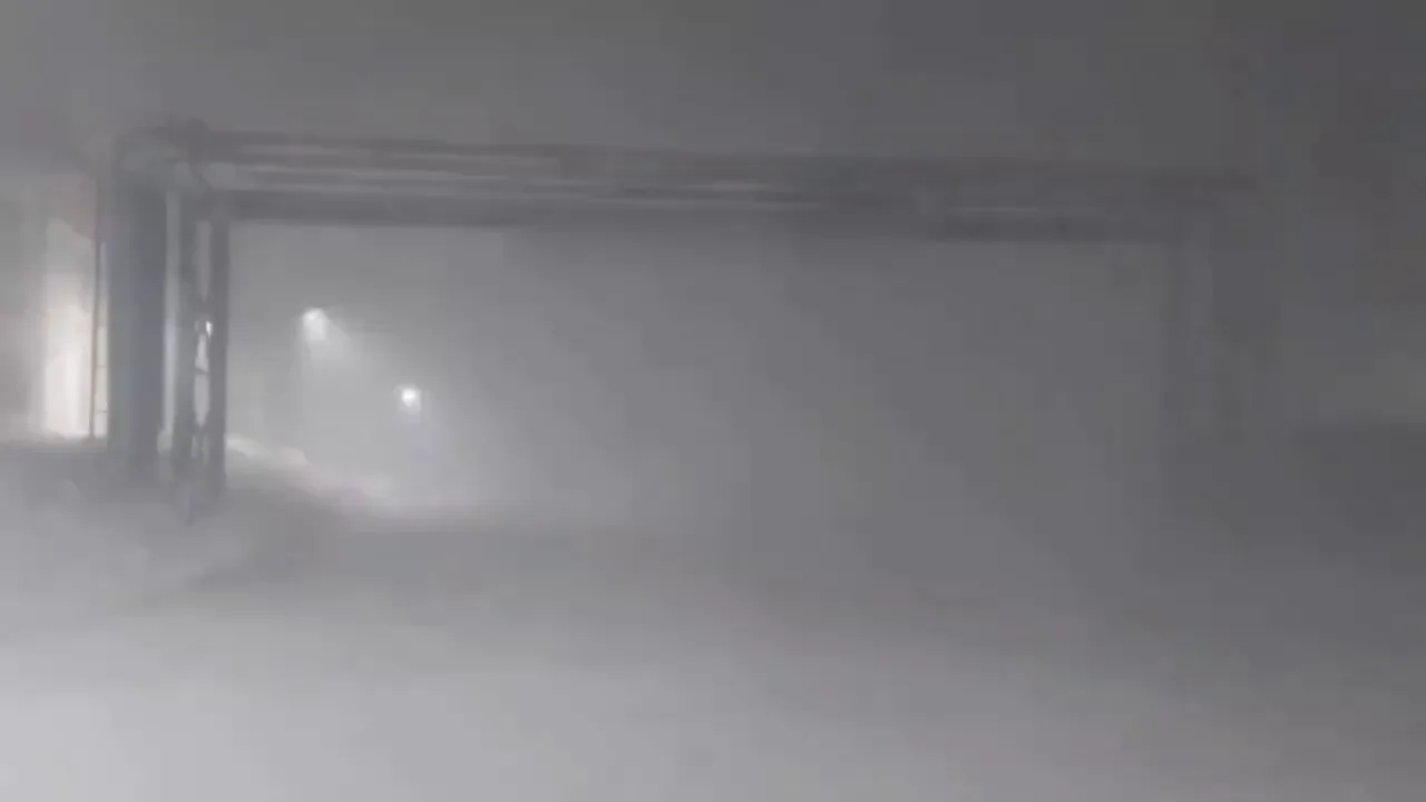 Yakutistan'da Hayat Durdu: Sıcaklık -56°C'ye Düştü, Uyarı -60°C'yi İşaret Ediyor Yakutistan'da Hayat Durdu: Sıcaklık -56°C'ye Düştü, Uyarı -60°C'yi İşaret Ediyor