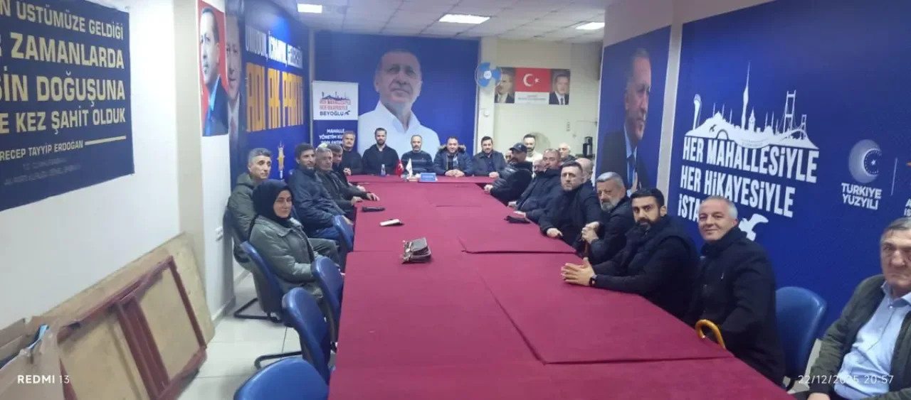 AK Parti Beyoğlu, Fetihtepe'de Mahalle Toplantısını Gerçekleştirdi AK Parti Beyoğlu, Fetihtepe'de Mahalle Toplantısını Gerçekleştirdi