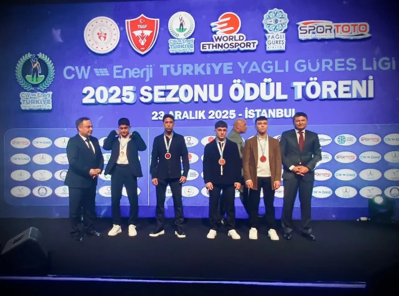 Serikli Güreşçi Ramazan Berk Kurtlar, Türkiye Ligi'nde Gümüş Madalyanın Sahibi Oldu Serikli Güreşçi Ramazan Berk Kurtlar, Türkiye Ligi'nde Gümüş Madalyanın Sahibi Oldu