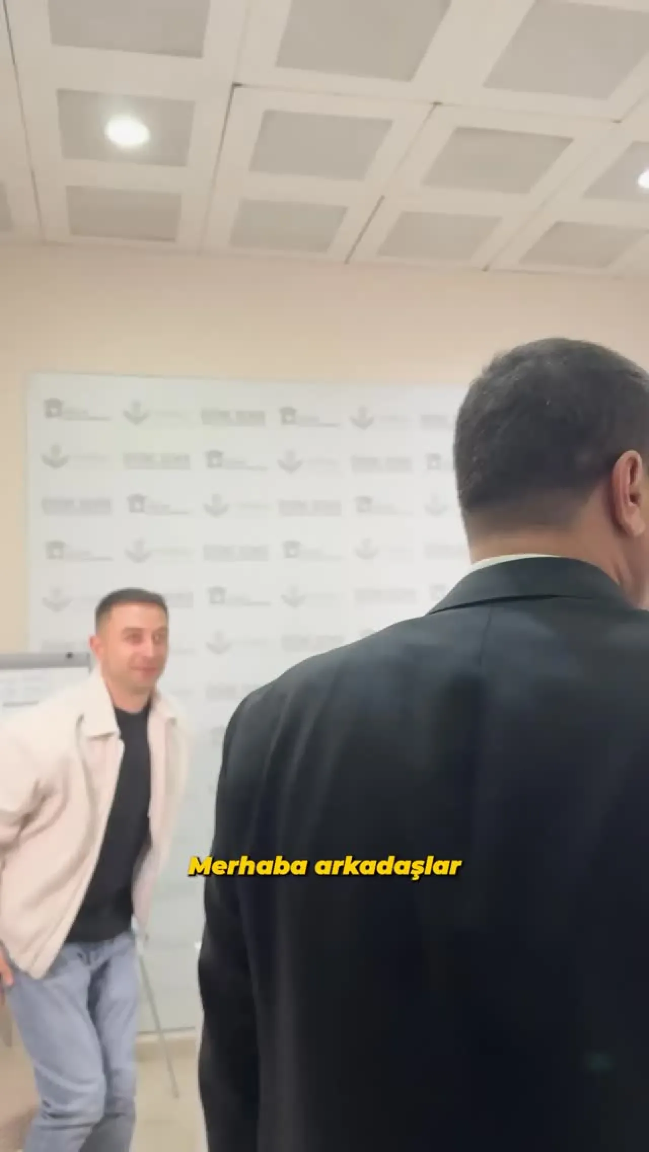 İzmir Torbalı'da Bir İlk: Belediye Başkanı, 170 Öğrencinin Katıldığı Online EKPSS Kursunda Sürpriz Yaptı İzmir Torbalı'da Bir İlk: Belediye Başkanı, 170 Öğrencinin Katıldığı Online EKPSS Kursunda Sürpriz Yaptı