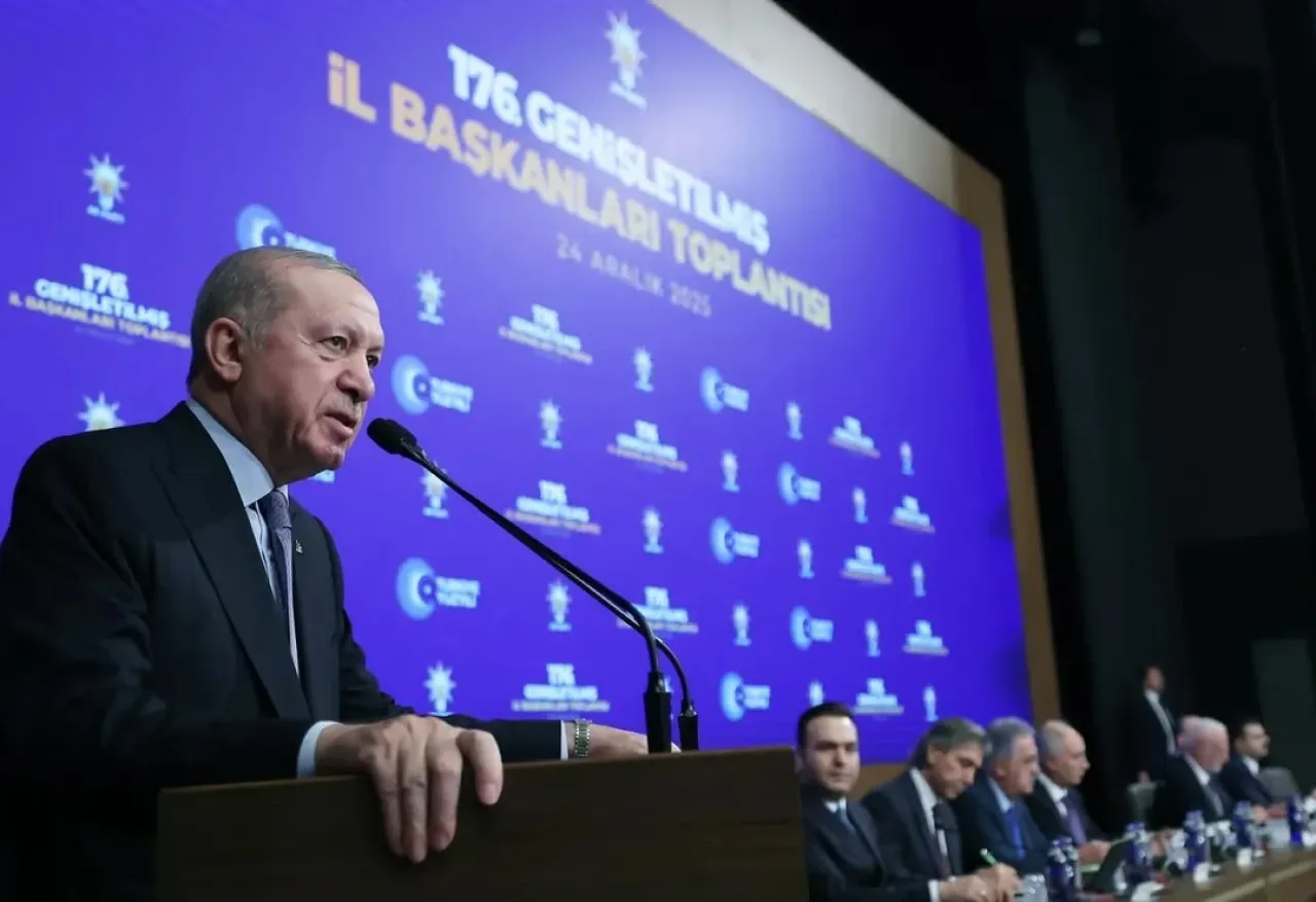 Bursa Yıldırım'da Belediye Başkanı Oktay Yılmaz'tan Cumhurbaşkanı Erdoğan ile Önemli Toplantı Açıklaması Bursa Yıldırım'da Belediye Başkanı Oktay Yılmaz'tan Cumhurbaşkanı Erdoğan ile Önemli Toplantı Açıklaması