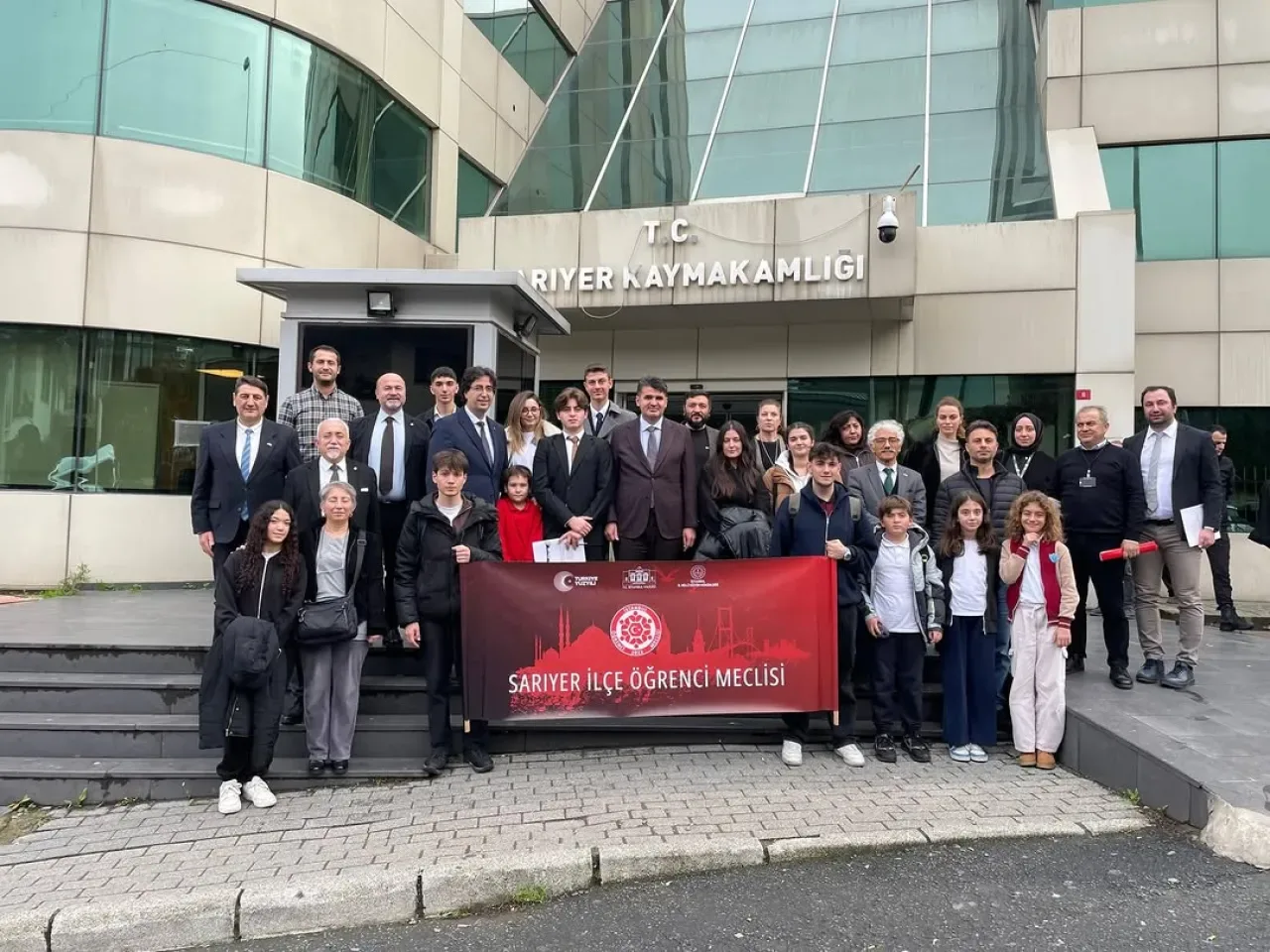 Sarıyer'de Öğrenci Meclisi, Eğitimde Aktif Katılım İçin Toplandı Sarıyer'de Öğrenci Meclisi, Eğitimde Aktif Katılım İçin Toplandı