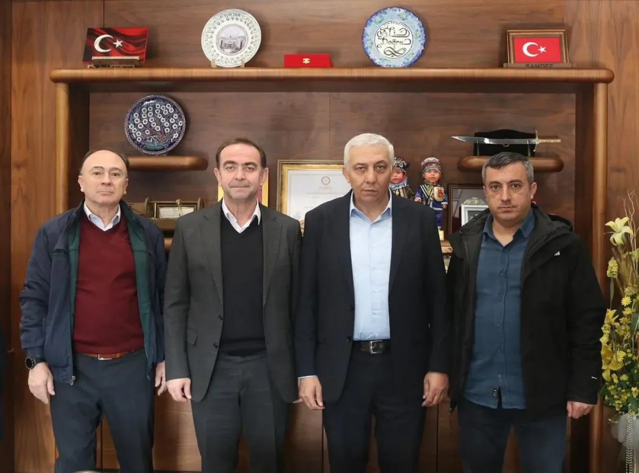 Keles'te Köy Dernekleri Koordinatörü ve Başkanları Belediye Başkanı Ali Doğru'yu Ziyaret Etti Keles'te Köy Dernekleri Koordinatörü ve Başkanları Belediye Başkanı Ali Doğru'yu Ziyaret Etti