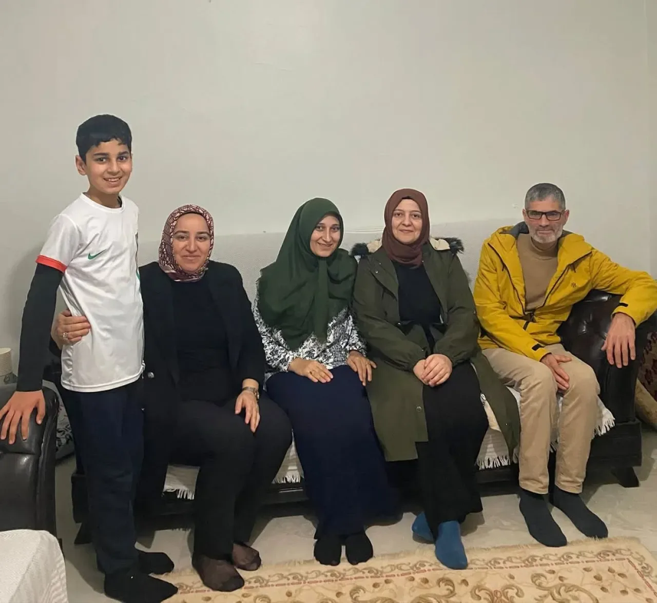 AK Kadın Çayırova'da Gönül Sohbeti Buluşması AK Kadın Çayırova'da Gönül Sohbeti Buluşması