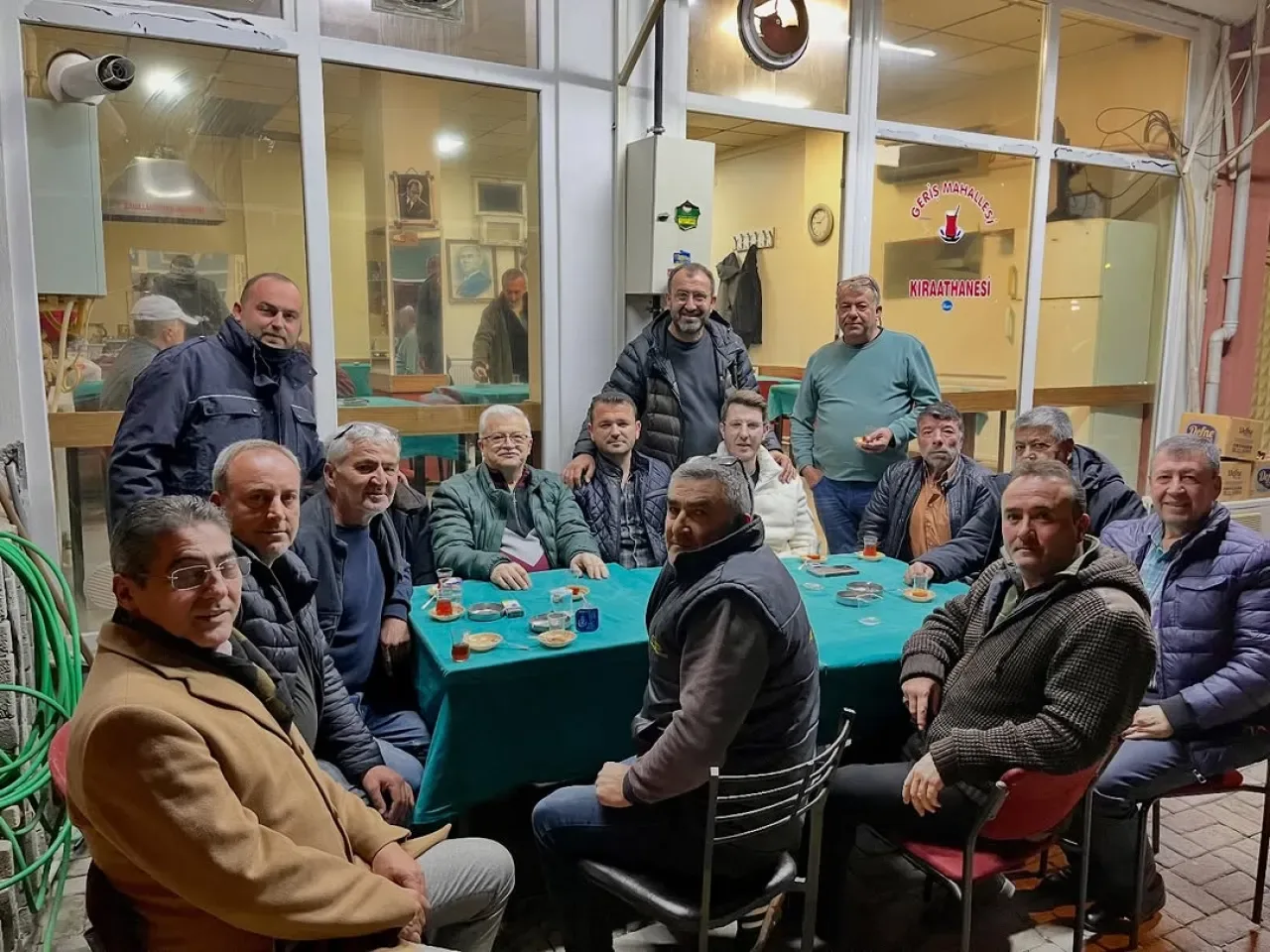 Burhaniye'de Mahalle Buluşmaları: Geriş Mahallesi'nde Gelecek Projeler Konuşuldu Burhaniye'de Mahalle Buluşmaları: Geriş Mahallesi'nde Gelecek Projeler Konuşuldu