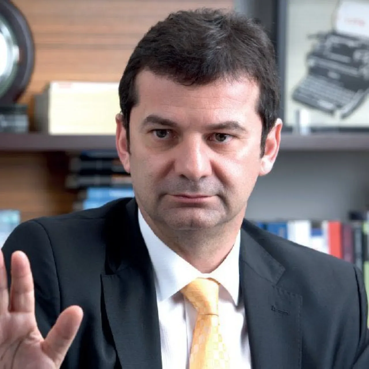 Fenerbahçe'ye Yönelik Operasyon İddiaları: Mesajlar Neden Sızdırılıyor? Fenerbahçe'ye Yönelik Operasyon İddiaları: Mesajlar Neden Sızdırılıyor?