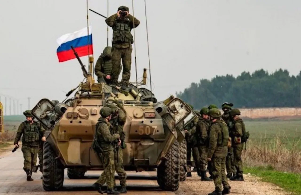 Rus Askeri Varlığı Suriye-İsrail Sınırına Dönüyor: Bölgedeki Dengeler Yeniden Şekilleniyor Rus Askeri Varlığı Suriye-İsrail Sınırına Dönüyor: Bölgedeki Dengeler Yeniden Şekilleniyor