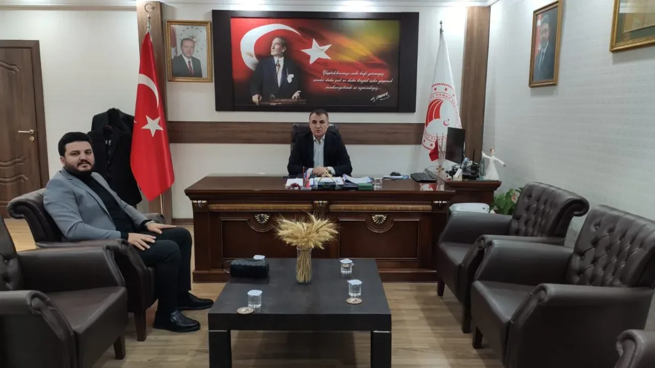 AK Partili Gençlik Kolları'ndan Konya Tarım ve Orman İl Müdürlüğü'ne Ziyaret AK Partili Gençlik Kolları'ndan Konya Tarım ve Orman İl Müdürlüğü'ne Ziyaret