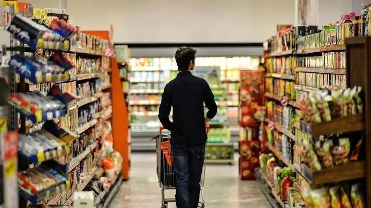 Pazar Günleri Kapalı Olacak: Esnaf ve Market Zincirlerinden Tarihi Anlaşma Pazar Günleri Kapalı Olacak: Esnaf ve Market Zincirlerinden Tarihi Anlaşma