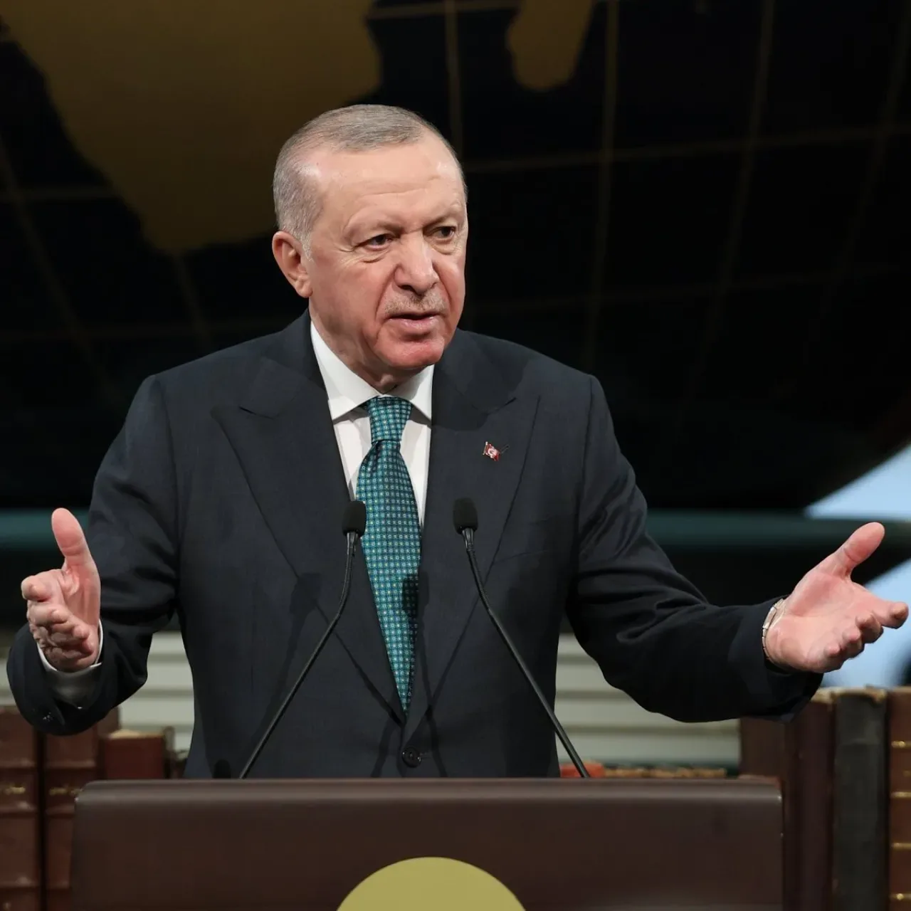 Türkiye, Cumhurbaşkanı Erdoğan'ın "Ötelendik, Horlandık" Sözleriyle Irkçı Terörü Kınadı Türkiye, Cumhurbaşkanı Erdoğan'ın "Ötelendik, Horlandık" Sözleriyle Irkçı Terörü Kınadı