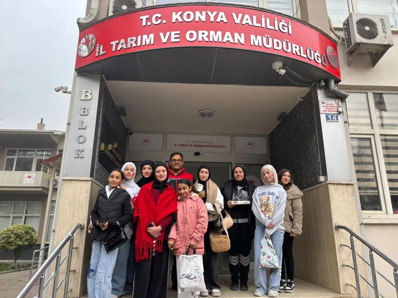 Konya'da "Şivlilik" Geleneği Çocukların Coşkusuyla Yaşatılıyor Konya'da "Şivlilik" Geleneği Çocukların Coşkusuyla Yaşatılıyor