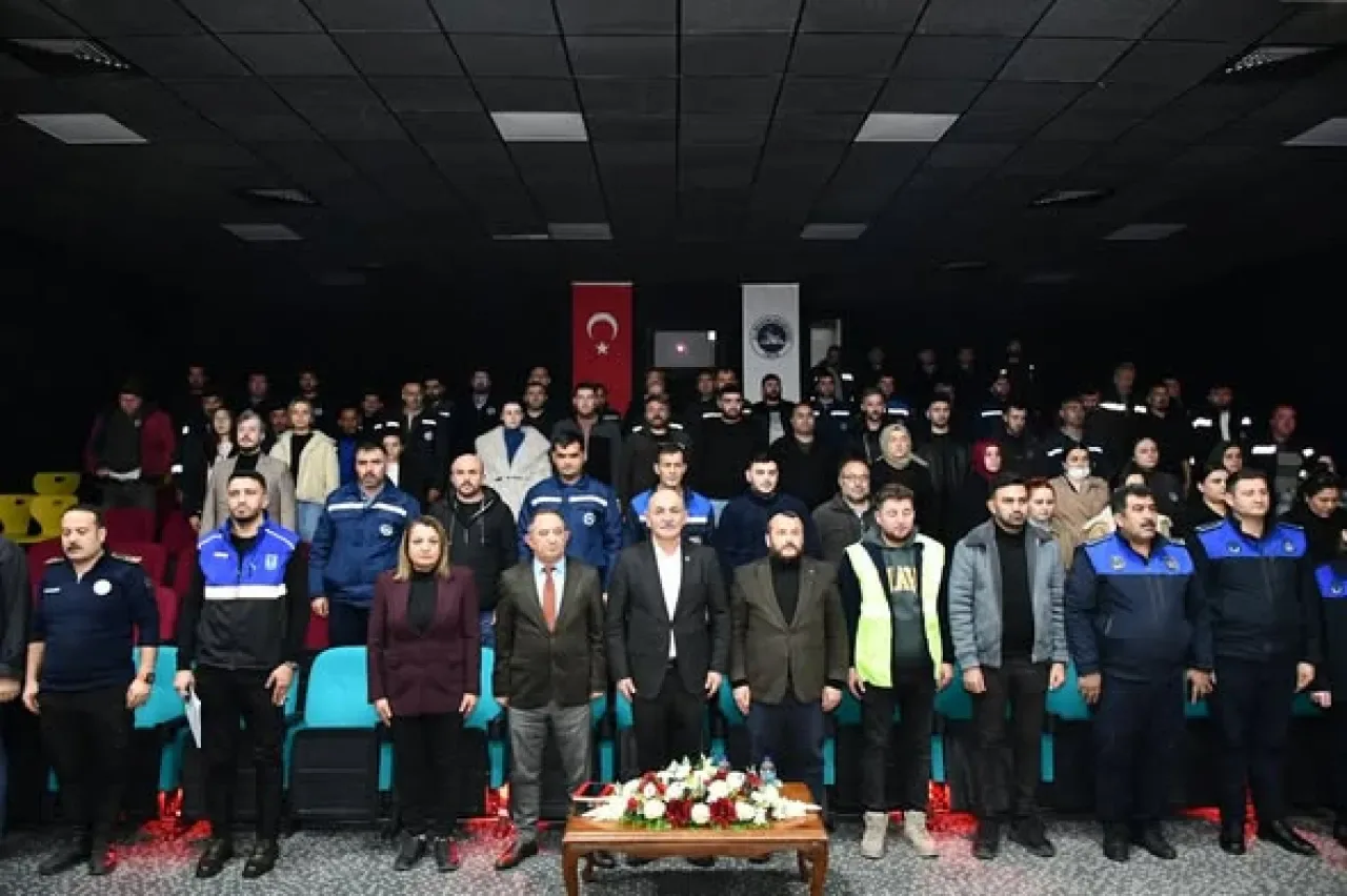 Kalecik Belediyesi Personeline Afet ve Yangın Eğitimi Kalecik Belediyesi Personeline Afet ve Yangın Eğitimi