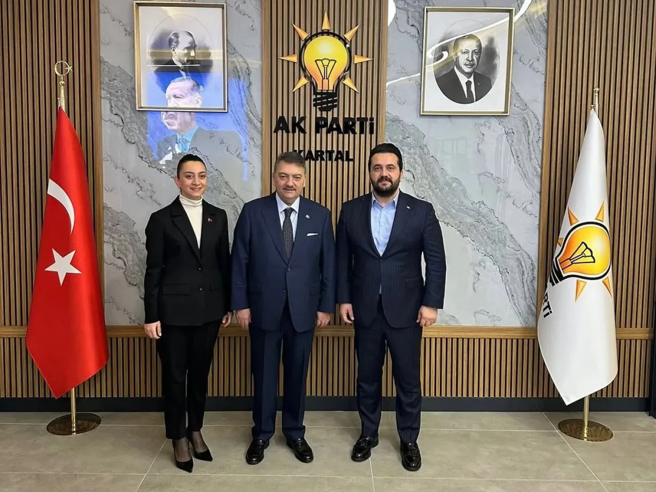 AK Parti Kartal'da Yeni Milletin Evi Hizmete Açıldı AK Parti Kartal'da Yeni Milletin Evi Hizmete Açıldı
