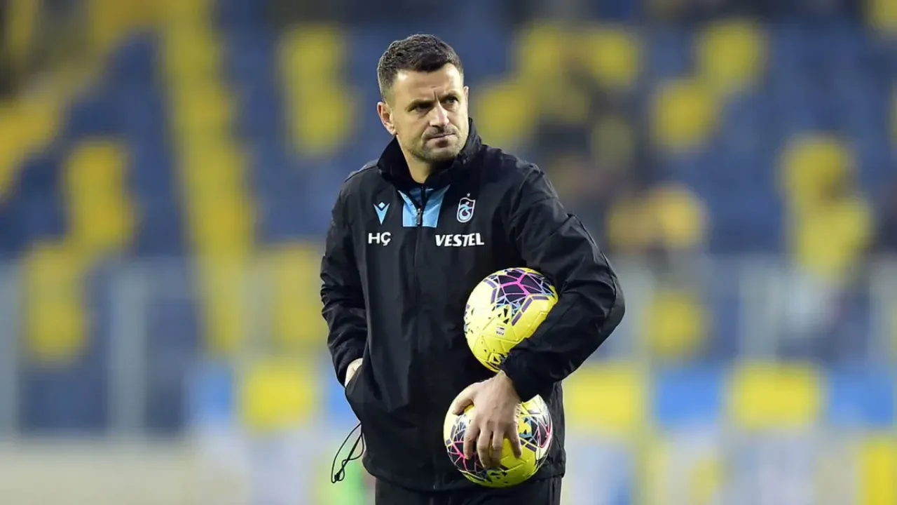 Hüseyin Çimşir'den Şok Şampiyonluk İddiası: "Pandemi Olmasaydı, Trabzonspor Şampiyon Olurdu" Hüseyin Çimşir'den Şok Şampiyonluk İddiası: "Pandemi Olmasaydı, Trabzonspor Şampiyon Olurdu"