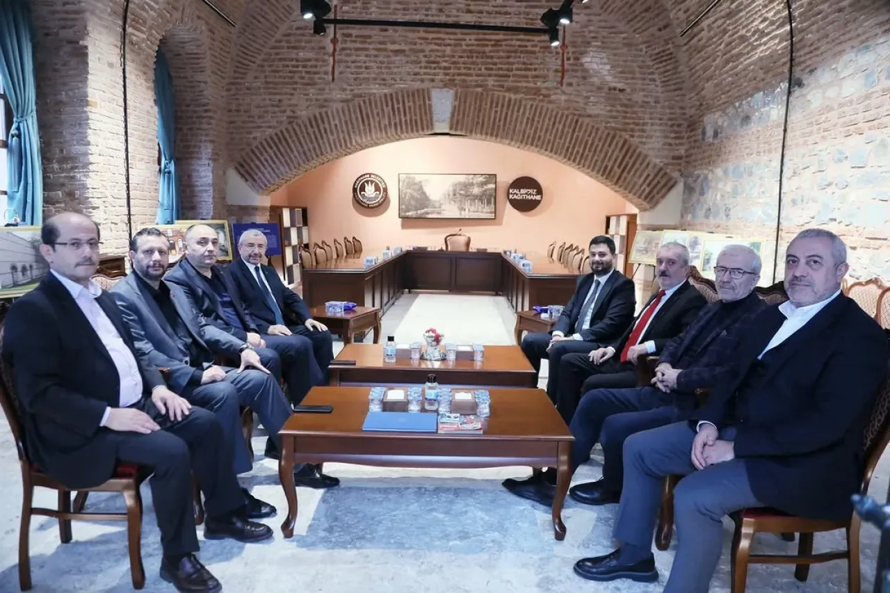 AK Parti'li İsmail Erdem, Kağıthane Belediye Başkanı Mevlüt Öztekin'i Ziyaret Etti AK Parti'li İsmail Erdem, Kağıthane Belediye Başkanı Mevlüt Öztekin'i Ziyaret Etti