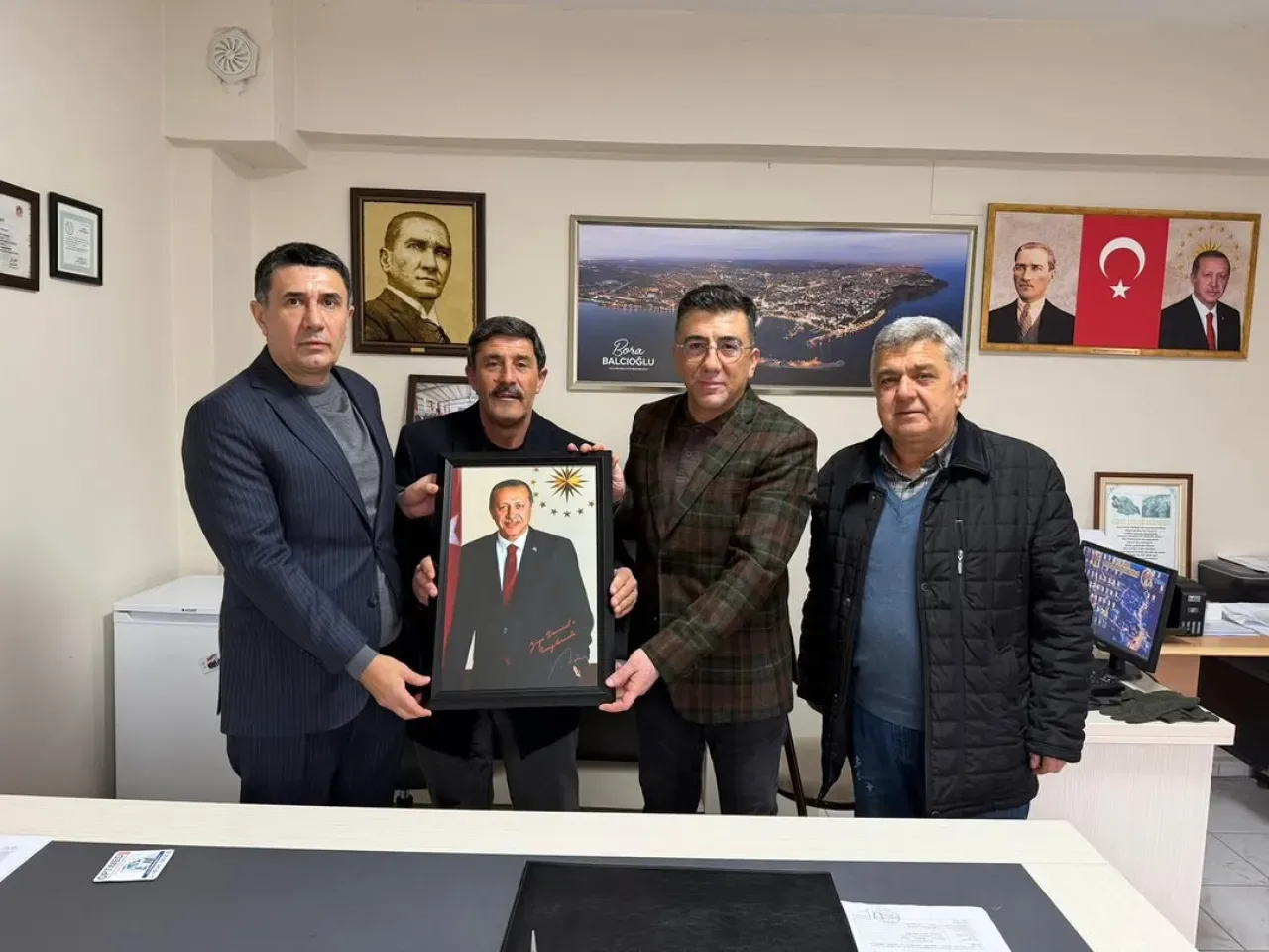 AK Parti Silivri'de Mahalle Ziyaretleri: Yerel İhtiyaçlar Masaya Yatırıldı AK Parti Silivri'de Mahalle Ziyaretleri: Yerel İhtiyaçlar Masaya Yatırıldı