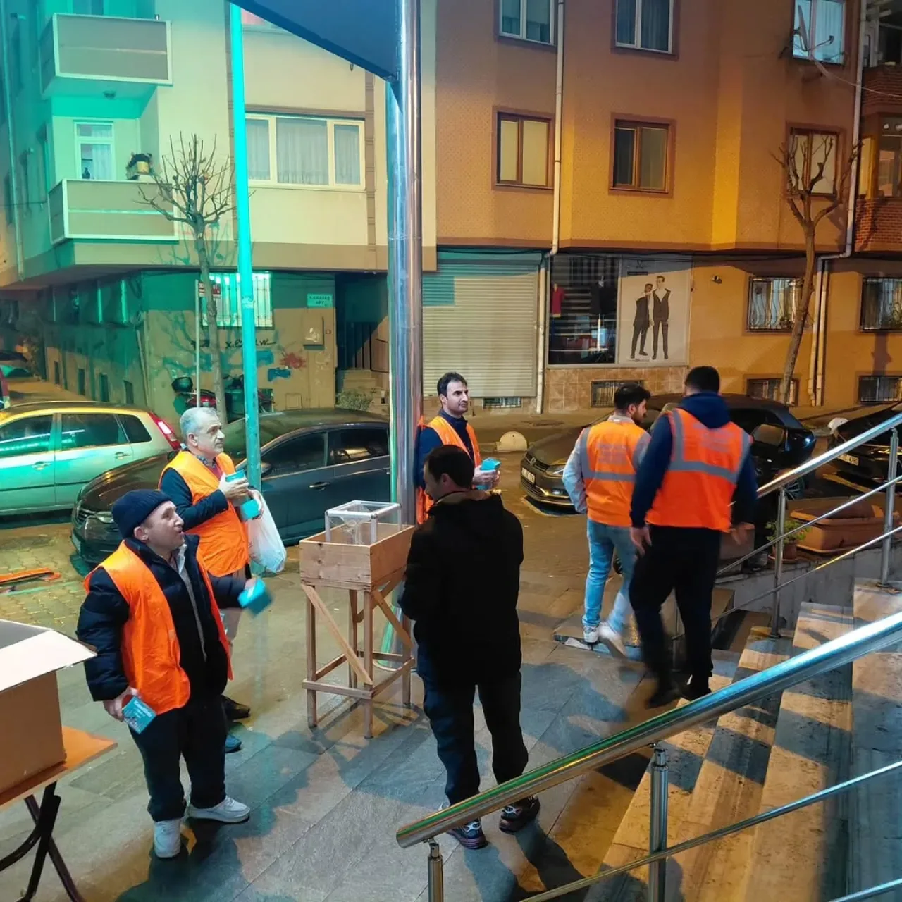 Bahçelievler'de Regaip Kandili Komşularla Birlikte İdrak Edildi Bahçelievler'de Regaip Kandili Komşularla Birlikte İdrak Edildi