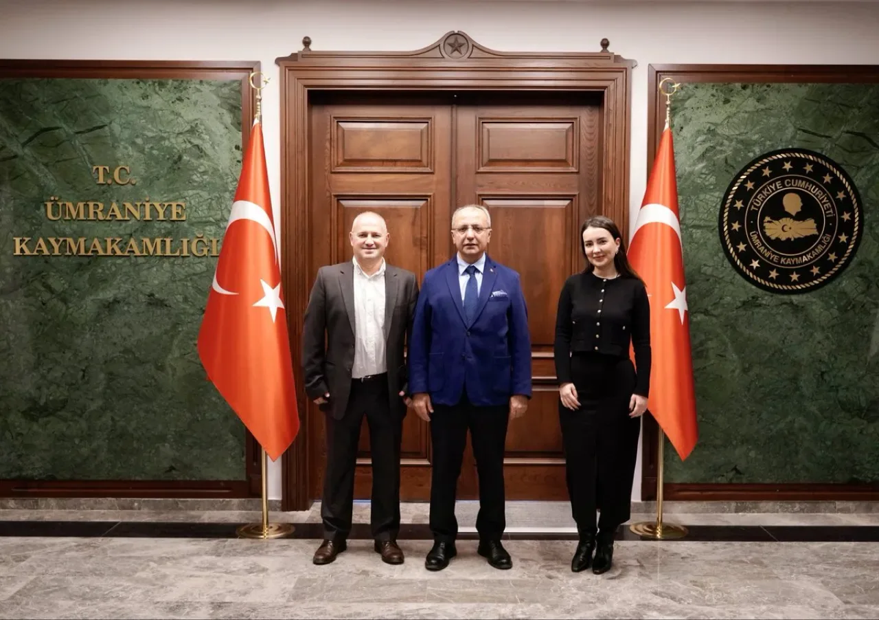 Ümraniye Kaymakamlığı'na Şekerci Cafer Erol'dan Hayırlı Olsun Ziyareti Ümraniye Kaymakamlığı'na Şekerci Cafer Erol'dan Hayırlı Olsun Ziyareti