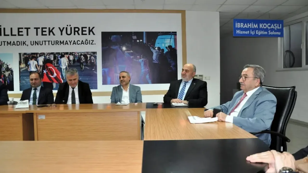 Balıkesir İl Müftülüğü'nde Regaib Kandili Coşkusu Balıkesir İl Müftülüğü'nde Regaib Kandili Coşkusu