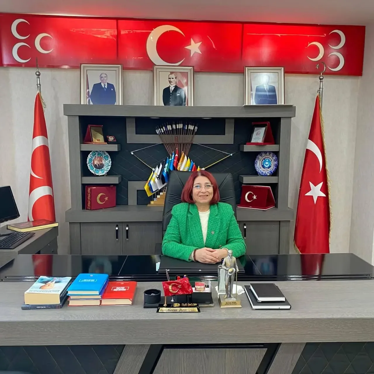 MHP Beylikdüzü'nde İlçe Başkanlığı Görevi Değişimi MHP Beylikdüzü'nde İlçe Başkanlığı Görevi Değişimi