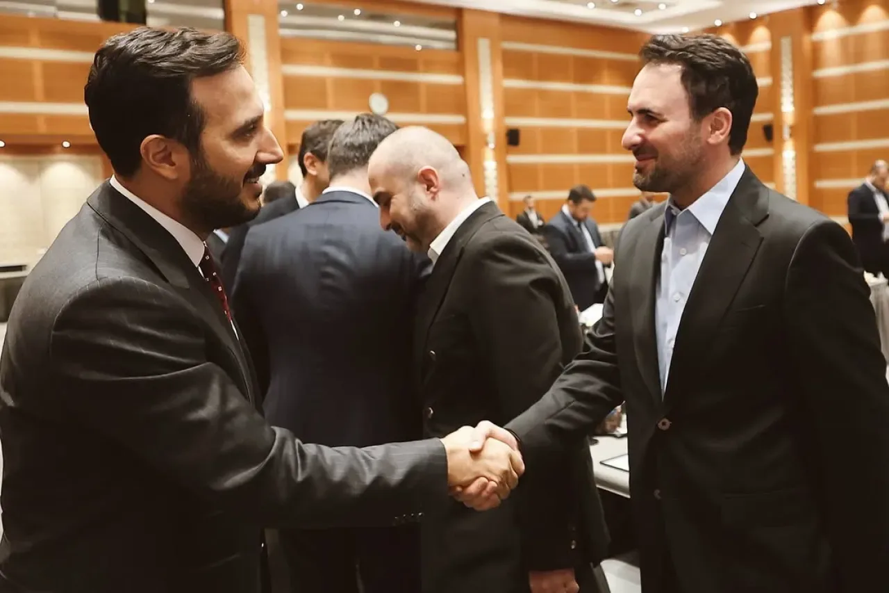 AK Parti Beylikdüzü İlçe Başkanı Işık, İl Yönetimi'ne Bölgenin Sorunlarını Aktardı AK Parti Beylikdüzü İlçe Başkanı Işık, İl Yönetimi'ne Bölgenin Sorunlarını Aktardı