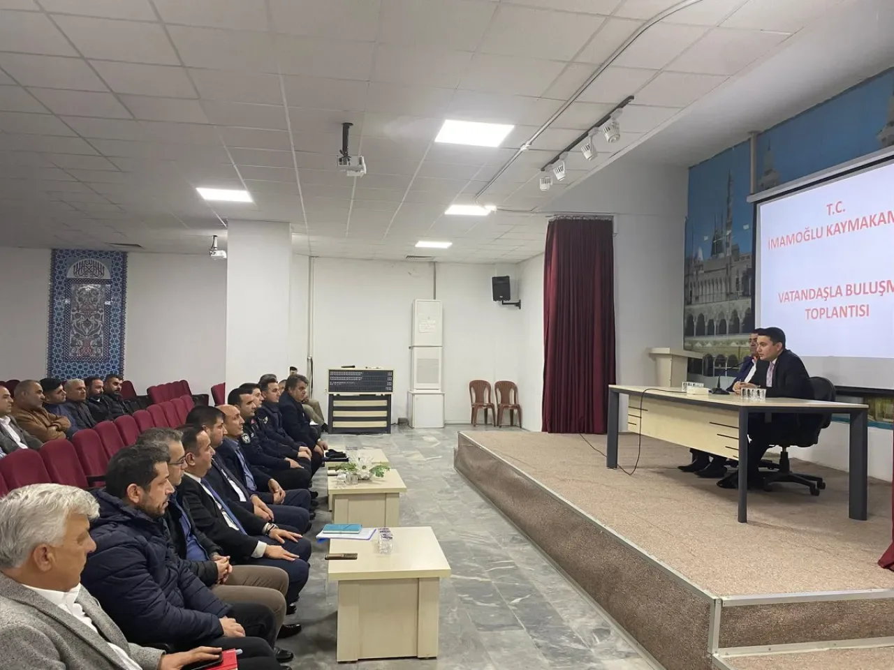 İmamoğlu'nda Yılın Son Muhtarlar Toplantısı Gerçekleştirildi İmamoğlu'nda Yılın Son Muhtarlar Toplantısı Gerçekleştirildi