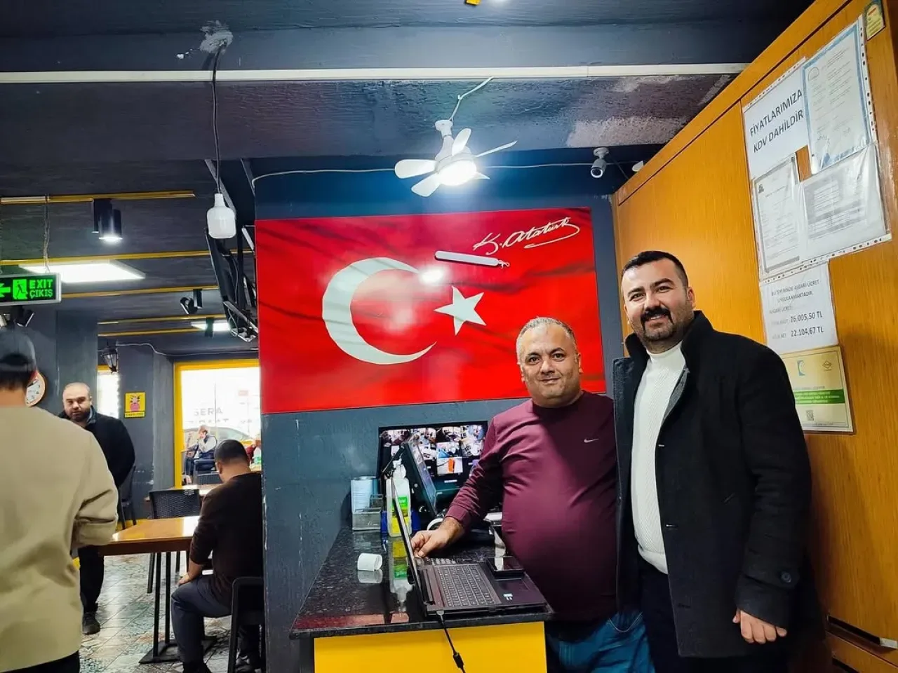 MHP'den Kumluca Esnafına "Hayırlı Günler Komşum" Ziyareti MHP'den Kumluca Esnafına "Hayırlı Günler Komşum" Ziyareti