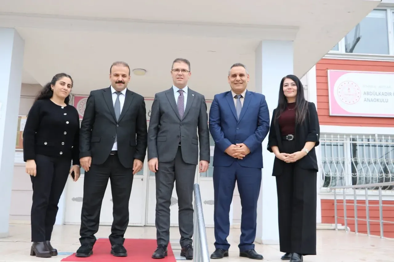 Avcılar Kaymakamı Anaokulunda Minik Öğrencilerle Buluştu Avcılar Kaymakamı Anaokulunda Minik Öğrencilerle Buluştu