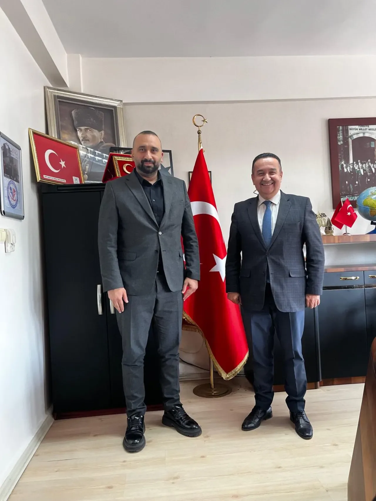 Adana'da Eğitim Sen ve İmamoğlu İlçe Milli Eğitim Müdürlüğü Arasında Nezaket Ziyareti Adana'da Eğitim Sen ve İmamoğlu İlçe Milli Eğitim Müdürlüğü Arasında Nezaket Ziyareti