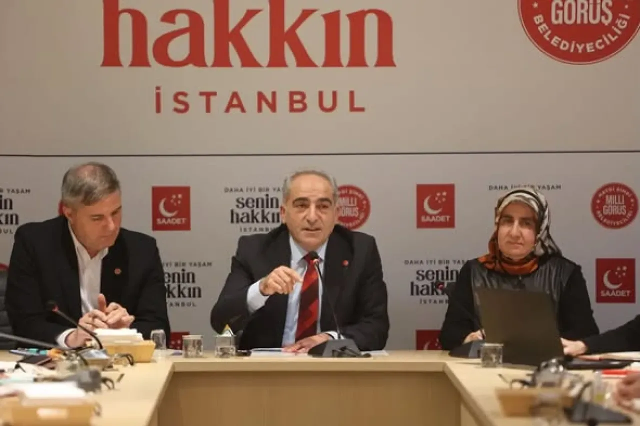 Saadet Partisi'nde İstanbul'da Kadın Kollarına Yönelik İl Başkanı Ziyareti Saadet Partisi'nde İstanbul'da Kadın Kollarına Yönelik İl Başkanı Ziyareti