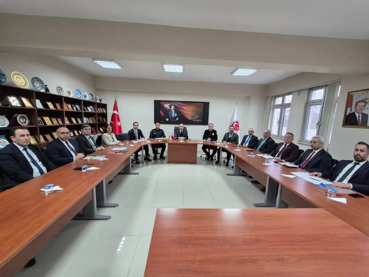Dilovası'nda Kamu Kurumları Koordinasyon Toplantısı Yapıldı Dilovası'nda Kamu Kurumları Koordinasyon Toplantısı Yapıldı