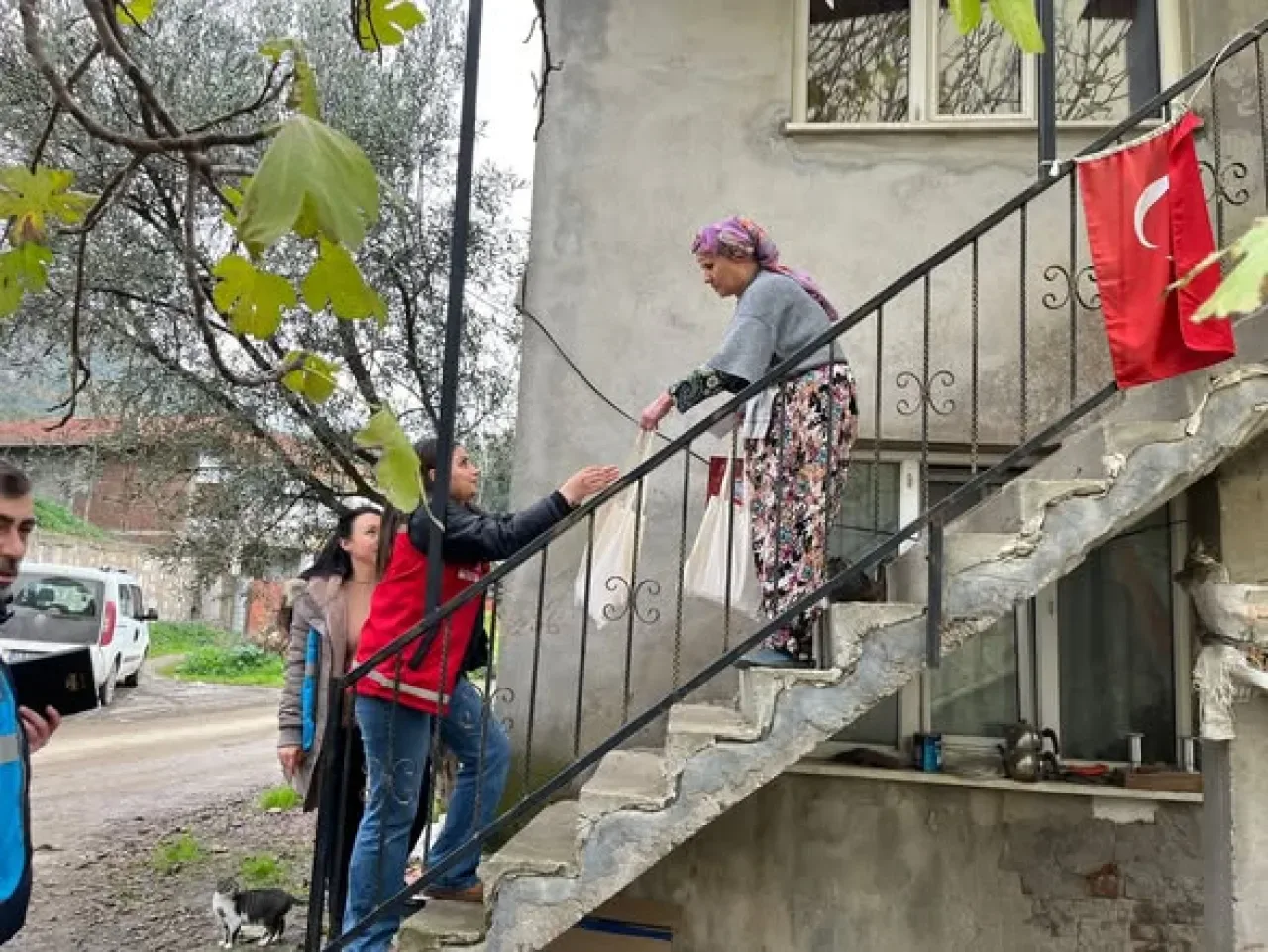 Bursa'da Aile Yılı Ruhu Köylere Ulaştı Bursa'da Aile Yılı Ruhu Köylere Ulaştı