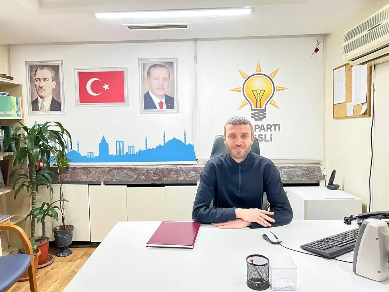 AK Parti Şişli İlçe Teşkilatı'nda Nöbetçi İlçe Başkan Yardımcısı Görevde AK Parti Şişli İlçe Teşkilatı'nda Nöbetçi İlçe Başkan Yardımcısı Görevde