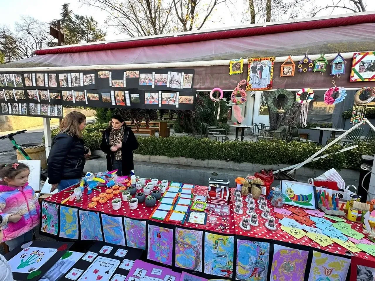 İstanbul Üniversitesi'nde Aile Yılı Coşkusu Kreşlerde Yaşandı İstanbul Üniversitesi'nde Aile Yılı Coşkusu Kreşlerde Yaşandı