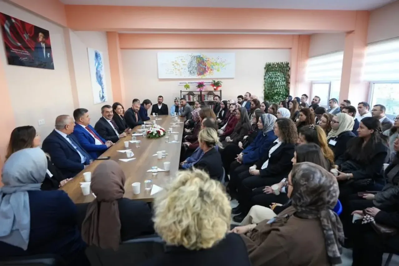 2026 Öğretmenlik Kariyer Basamakları Başvuruları Başlıyor 2026 Öğretmenlik Kariyer Basamakları Başvuruları Başlıyor