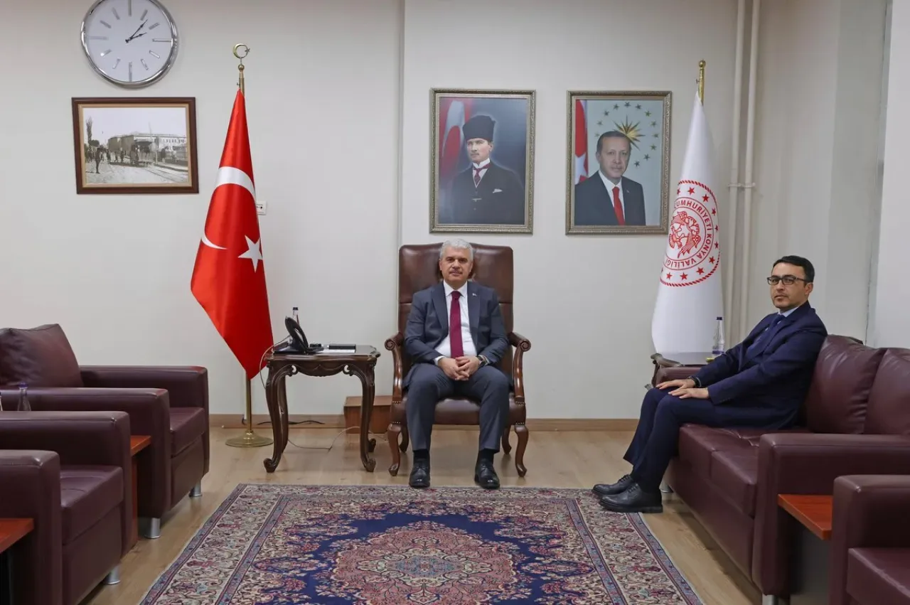 Basın İlan Kurumu'nun Yeni Konya Müdürü Vali Akın'ı Ziyaret Etti Basın İlan Kurumu'nun Yeni Konya Müdürü Vali Akın'ı Ziyaret Etti