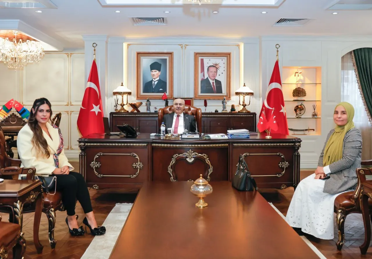 Vali Şahin, Özel Eğitim Öğretmenlerini Makamında Ağırladı Vali Şahin, Özel Eğitim Öğretmenlerini Makamında Ağırladı