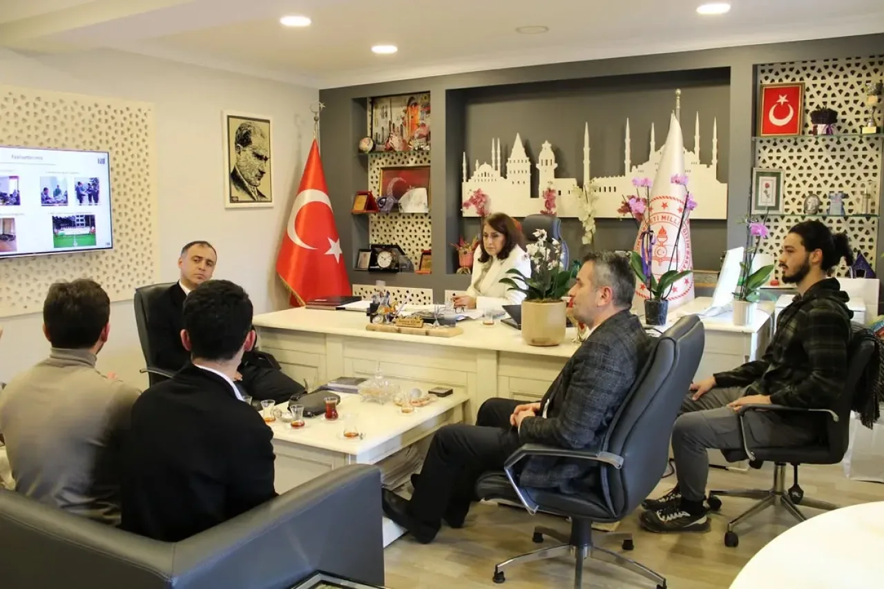 Beykoz'da Eğitimde İş Birliği: Türk Alman Üniversitesi'nden Milli Eğitim'e Proje Ziyareti Beykoz'da Eğitimde İş Birliği: Türk Alman Üniversitesi'nden Milli Eğitim'e Proje Ziyareti