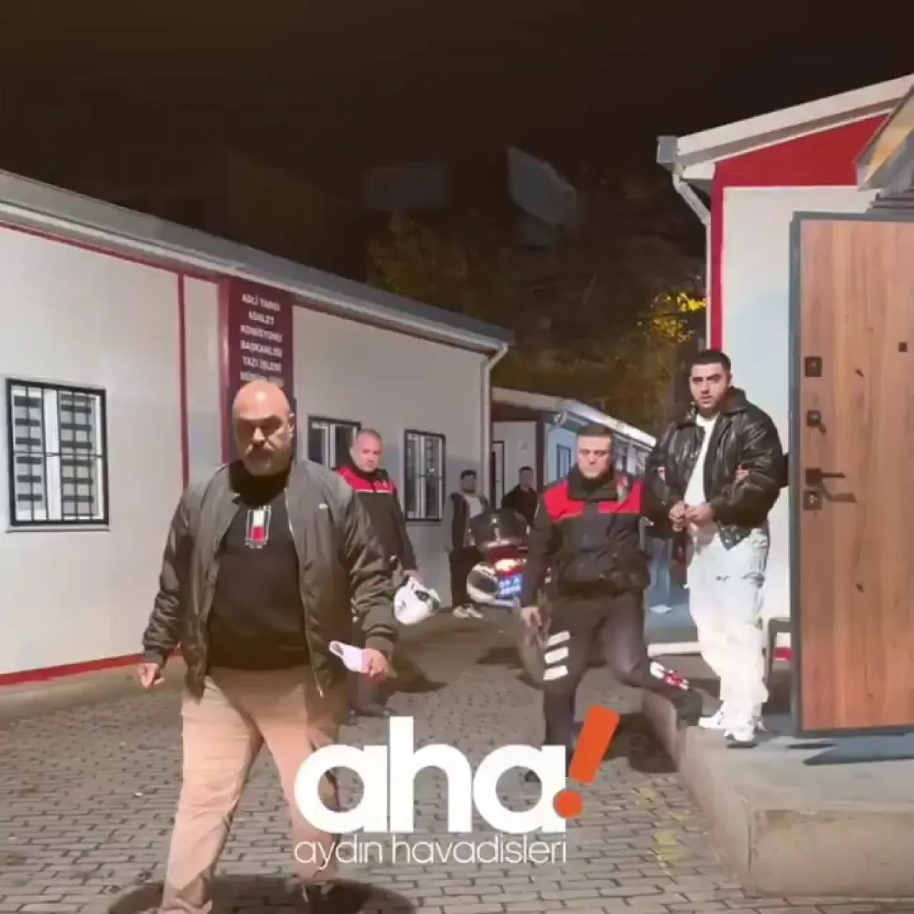Adana'daki Silahlı Saldırı Zanlısı, Aydın'da Mangal Yaparken Yakalandı Adana'daki Silahlı Saldırı Zanlısı, Aydın'da Mangal Yaparken Yakalandı