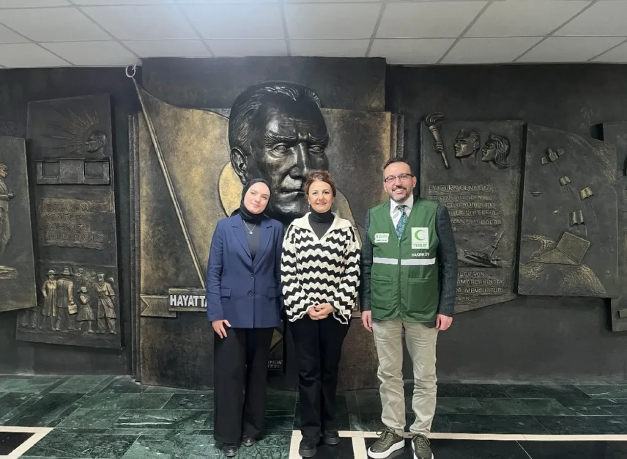 İstanbul Aydın Üniversitesi'nde Bağımlılıkla Mücadele İçin Önemli İstişare İstanbul Aydın Üniversitesi'nde Bağımlılıkla Mücadele İçin Önemli İstişare