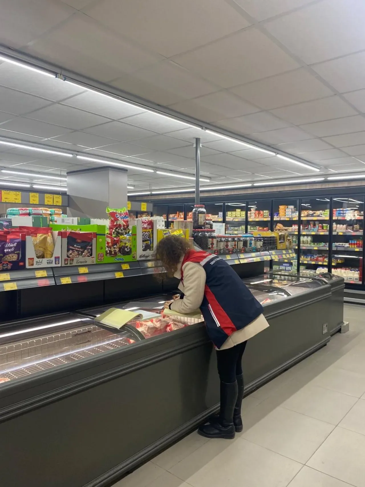 Silivri'de Yılbaşı Öncesi Gıda Denetimleri Yoğunlaştı Silivri'de Yılbaşı Öncesi Gıda Denetimleri Yoğunlaştı